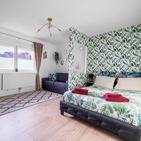 Ch Privee 22M - Canape Lit - Wifi - Appart 120M Woippy Екстер'єр фото